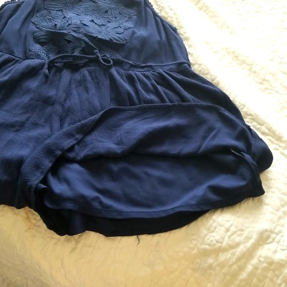 DONATED Coco + Jaimeson Navy Blue Floral Embroidered Romper DONATING 3/19 - Picture 8 of 10